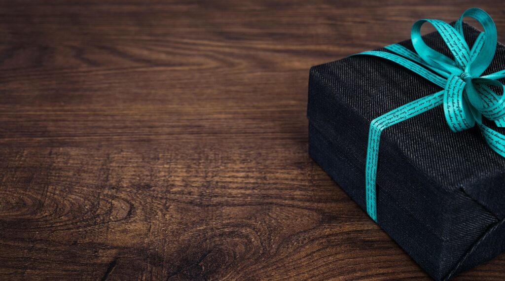 Comment offrir un cadeau qui a du sens plutôt qu'un objet